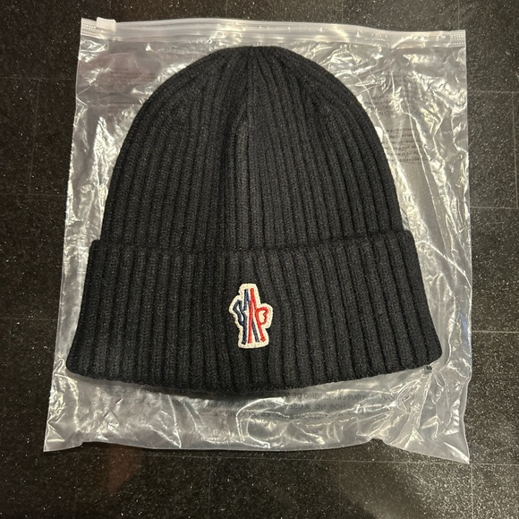 Moncler Other - Moncler beanie